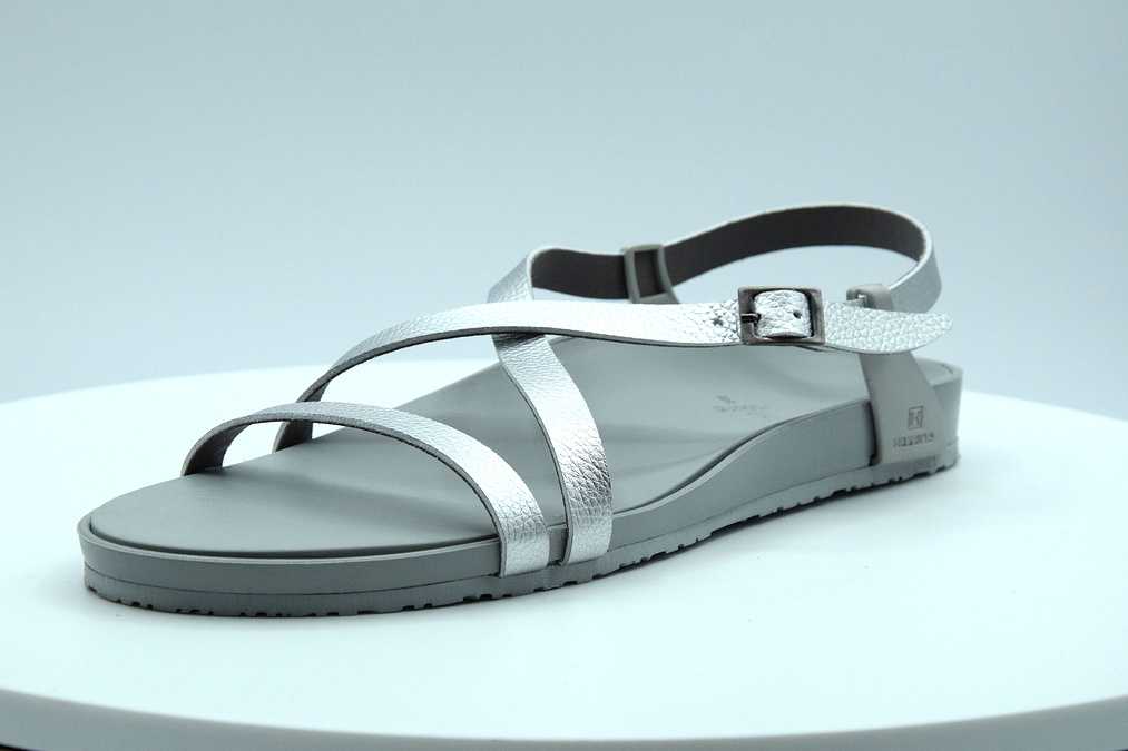 Chaussures ouvertes pour semelles orthopédiques | Orthopédiste Nice - Arena  Orthopédie